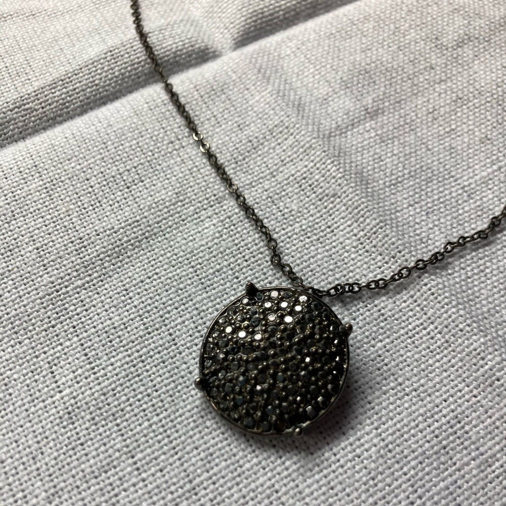 Black sparkly necklace